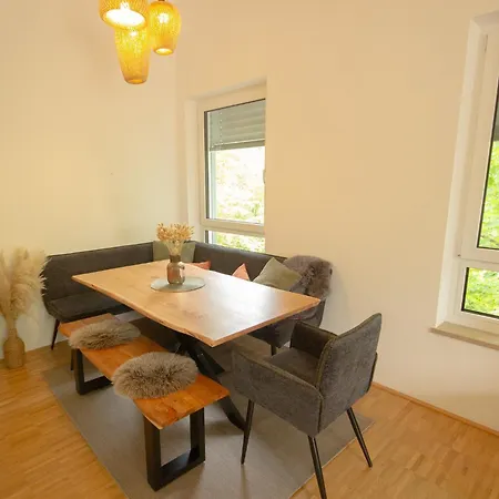 Apartment Flussperle - Erholung Pur Direkt An Der Schlierach - Dachterrasse Mit Grill, Kostenloses Parken Miesbach